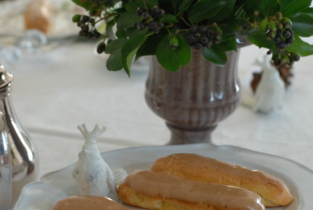 アーモンドエクレール